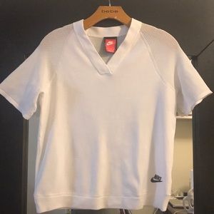 Nike sportswear!! Cool casual Nike top! Worn once